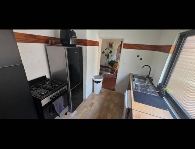 2 BEDROOM PROPERTY TO RENT IN LYNNWOOD MANOR